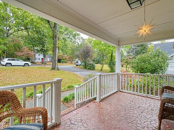 2nd image of 409 Lucerne Dr