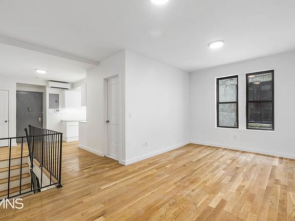 3rd image of 353 Midwood St APT 1R