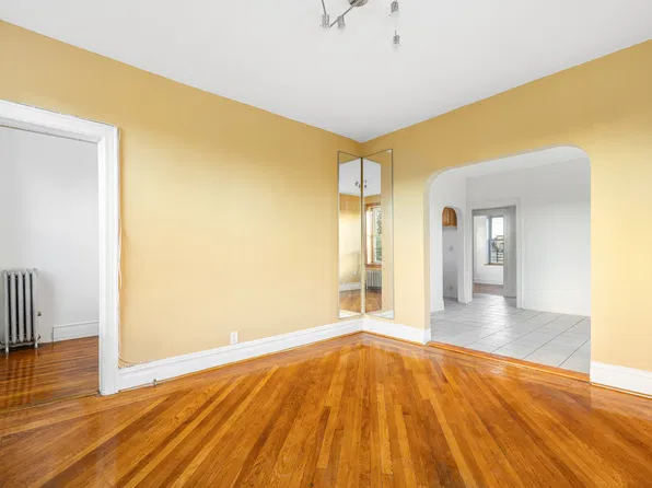 1549 East 95th Street image 1 of 10