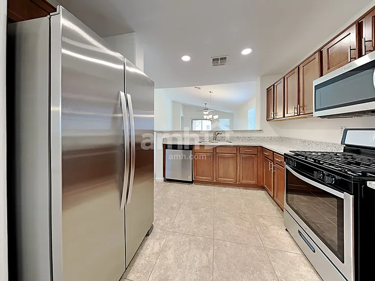 1417 W Belmont Red Trl — Photo 4