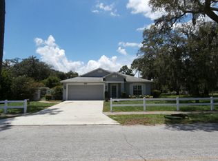 420 Hillcrest Ave, Titusville, FL 32796