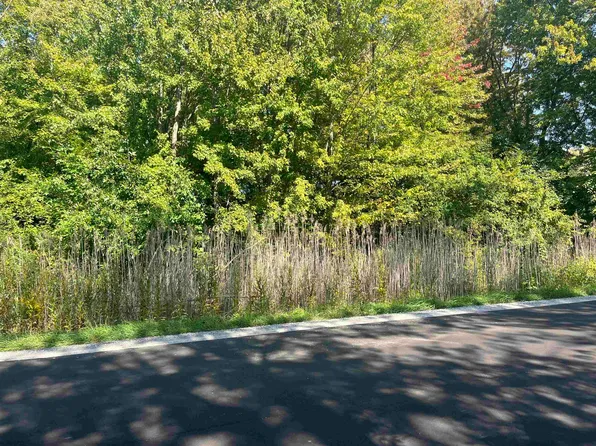 E Gordonville Rd, Midland, MI 48640