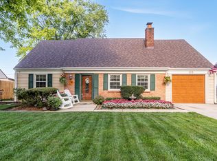 133 Cedarwood Ave, Bolingbrook, IL 60440