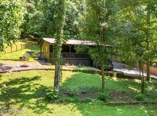 806 Gamble Dr, Heiskell, TN 37754