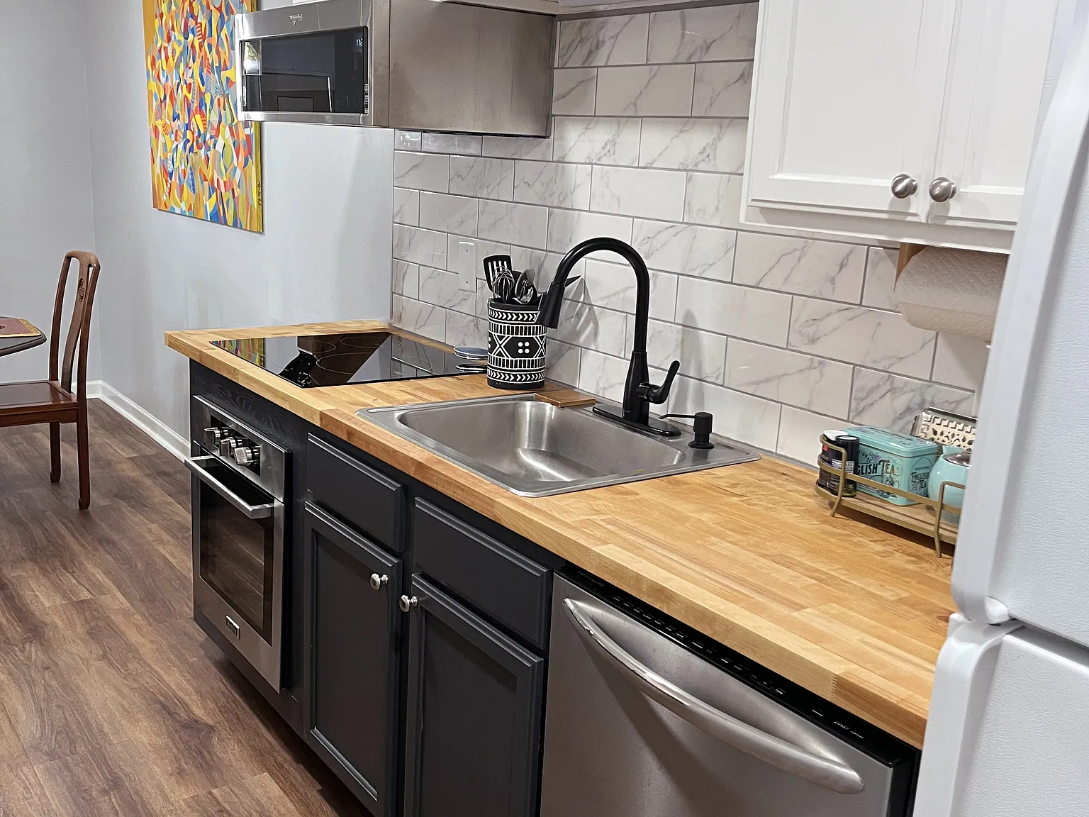 2 bed, 1012 sqft, $2,500 — Photo 4