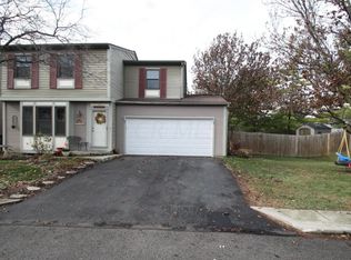 7653 Charlesway Dr, Worthington, OH 43085