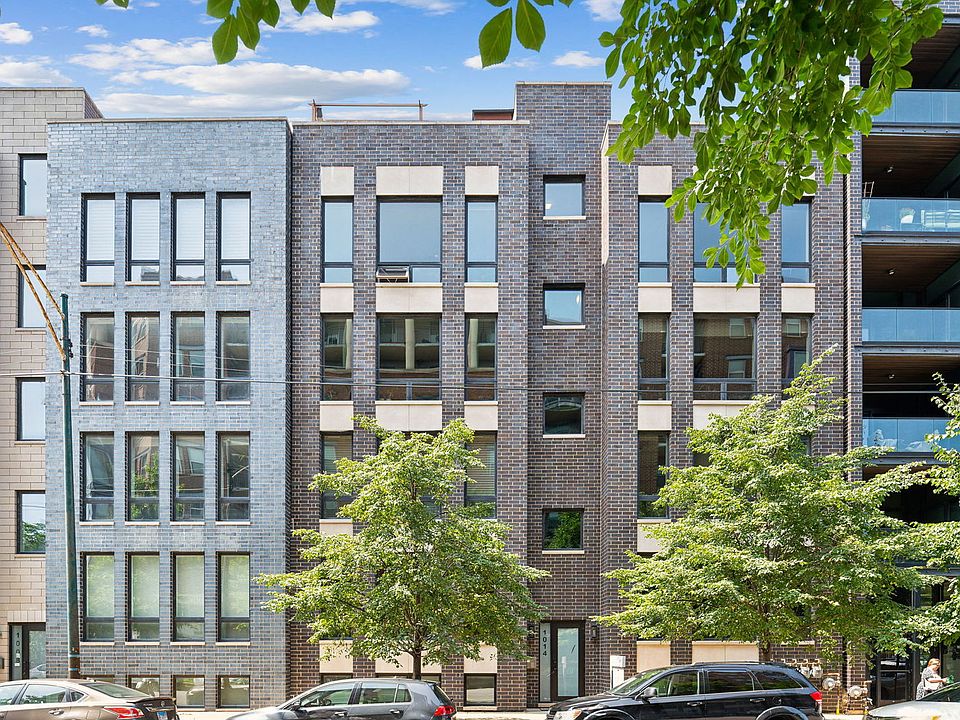 1st image of 1014 N Larrabee St #1S