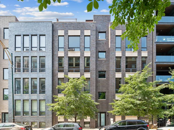 1014 N Larrabee St #1S, Chicago, IL 60610