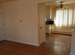 400 E 109th St APT 1S, Chicago, IL 60628
