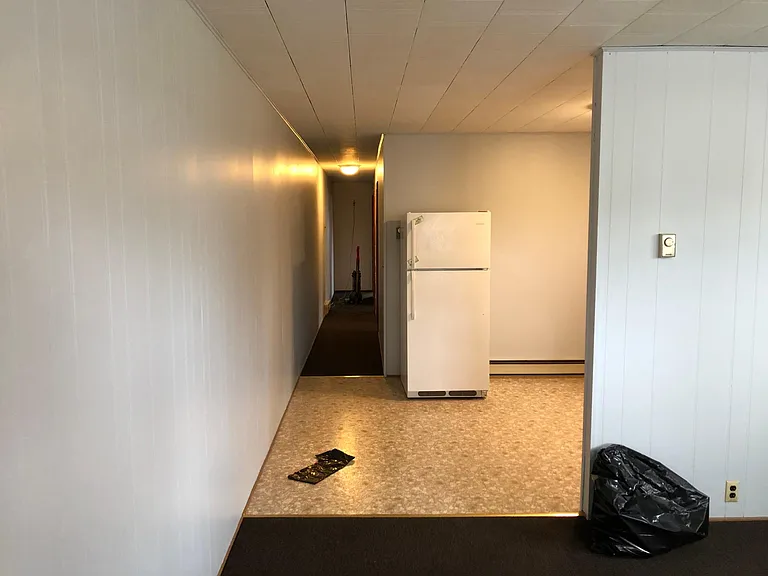 437 Crawford Ave #2 — Photo 3