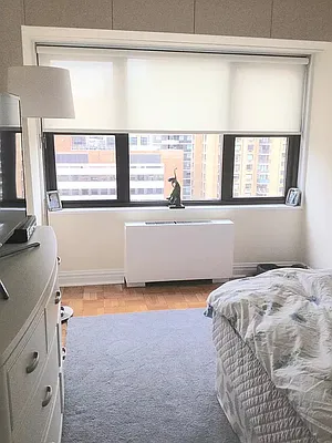 Rented by PocketBroker Inc | media 9