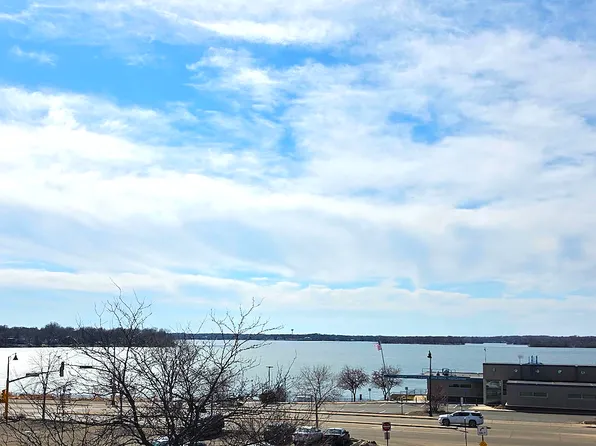 4100 Spring St APT 314, Spring Park, MN 55384