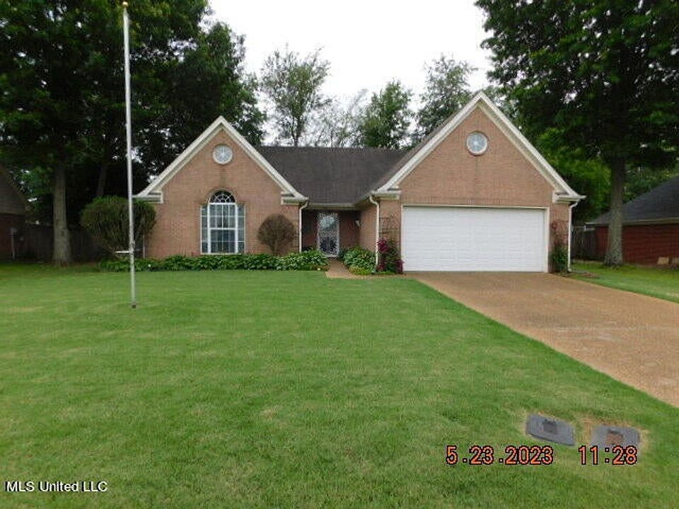 1st image of 1239 Thames Dr