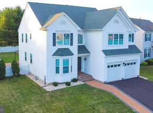 4570 Summerhill Dr, Doylestown, PA 18902