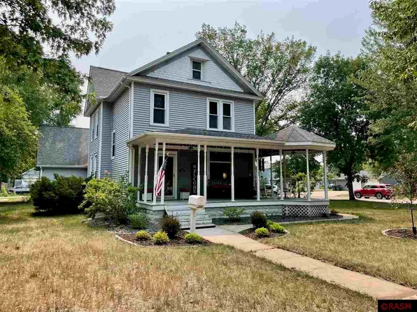 405 N 4th St, Saint Peter, MN 56082