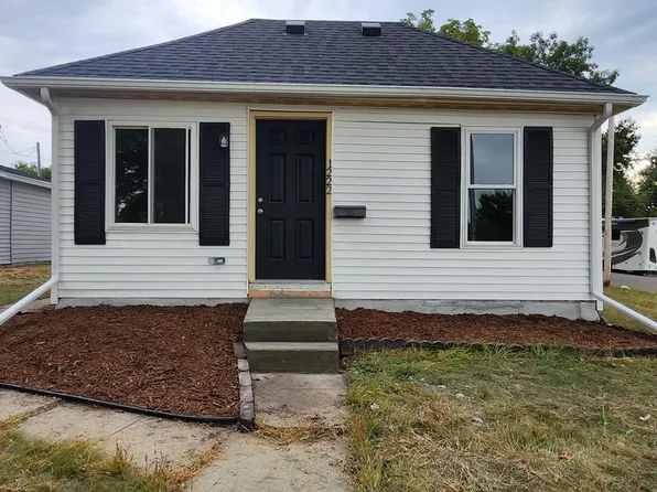 1222 W 3rd St, Boone, IA 50036