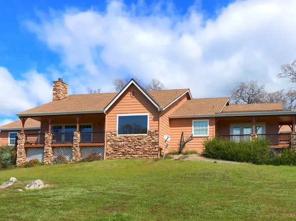 47587 Miami Highlands Dr, Oakhurst, CA 93644