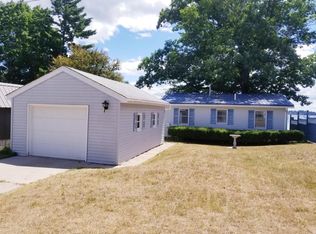 10681 Lake Dr, Evart, MI 49631
