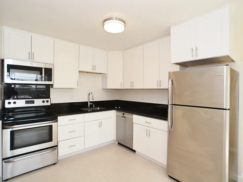 1473 48th Ave #6