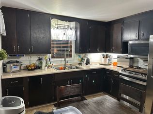 105 N Grant St, Potomac, IL 61865