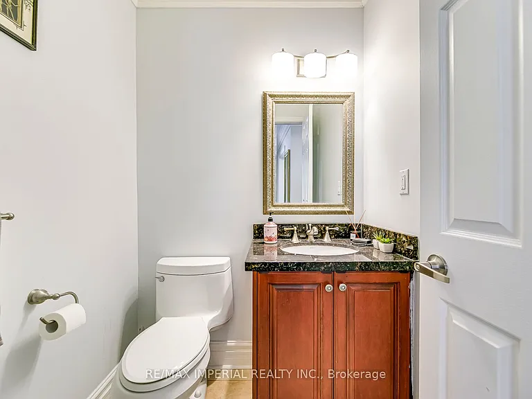 1511 Greenridge Cir — Photo 23