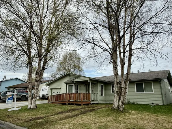 2571 Lyvona Ln, Anchorage, AK 99502