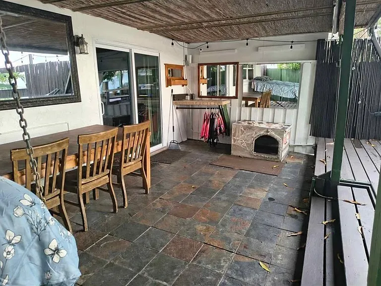 5741 SW 24th Ave — Photo 6