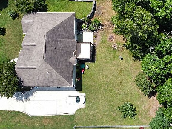 2nd image of 7275 Salmon Ln