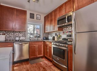 824 Washington St APT 2, Hoboken, NJ 07030