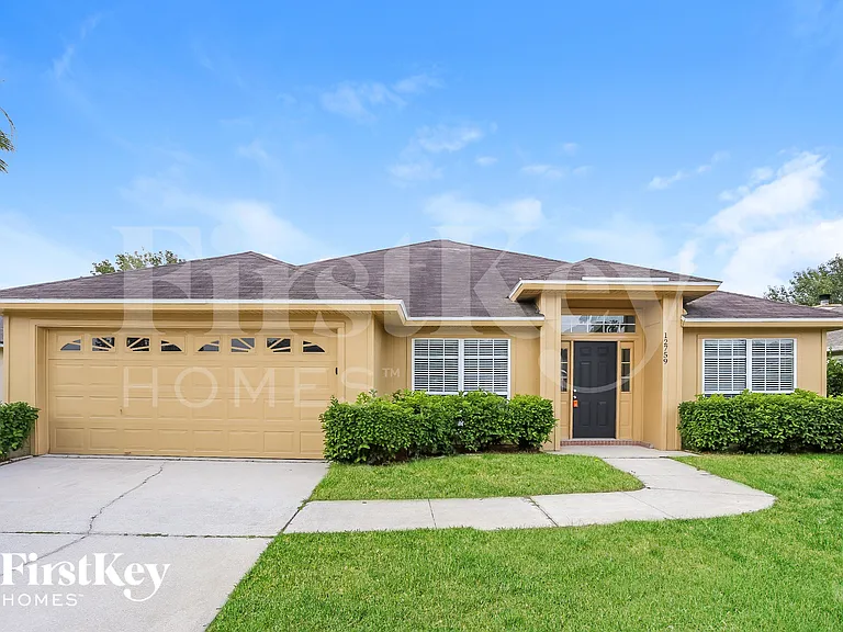 12759 Bentwater Dr — Photo 1