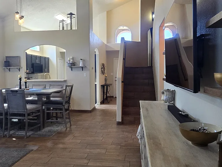 999 Gilmer Way — Photo 9