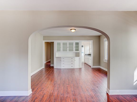 5th image of 639 Maltman Ave