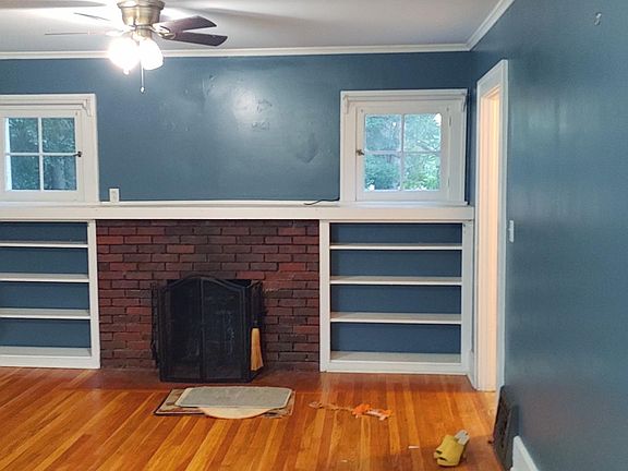 4th image of 40 Crestline Pl
