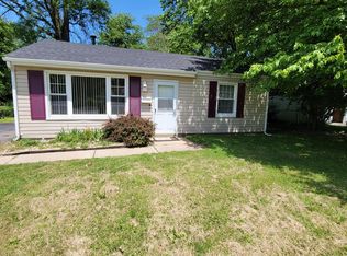 3 McNulty Dr, Florissant, MO 63031