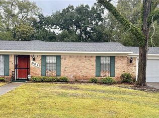 562 Sweeneys Ln, Mobile, AL 36617