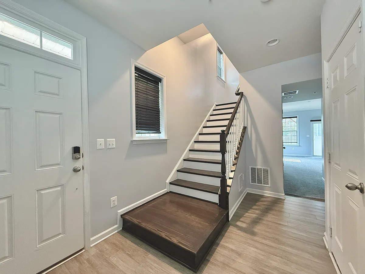 Building Photo - 4721 Six Forks Dr