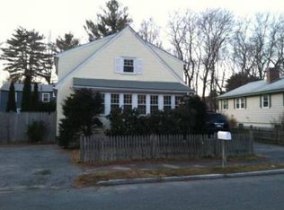 553 Main St, Reading, MA 01867