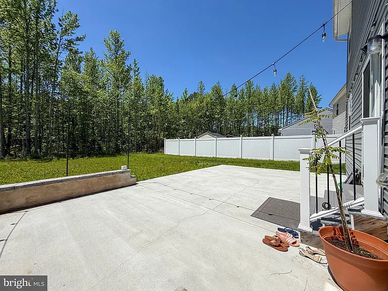 91 Goldspire Dr — Photo 43