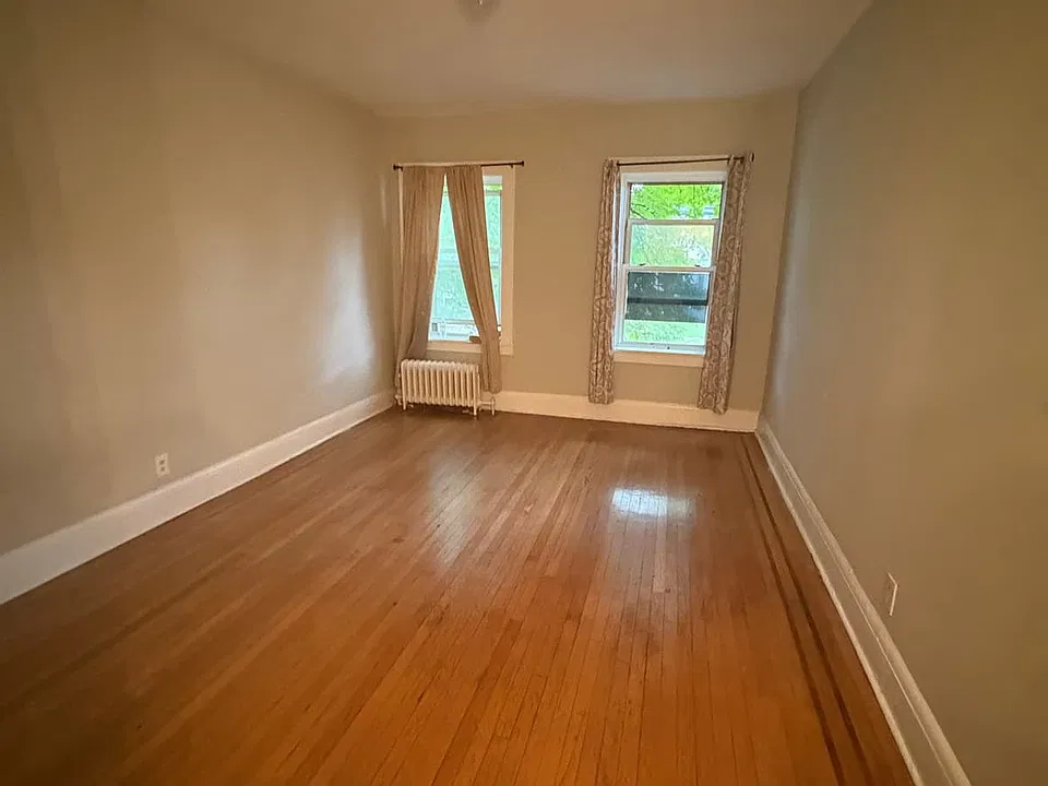 234 Walnut St #4