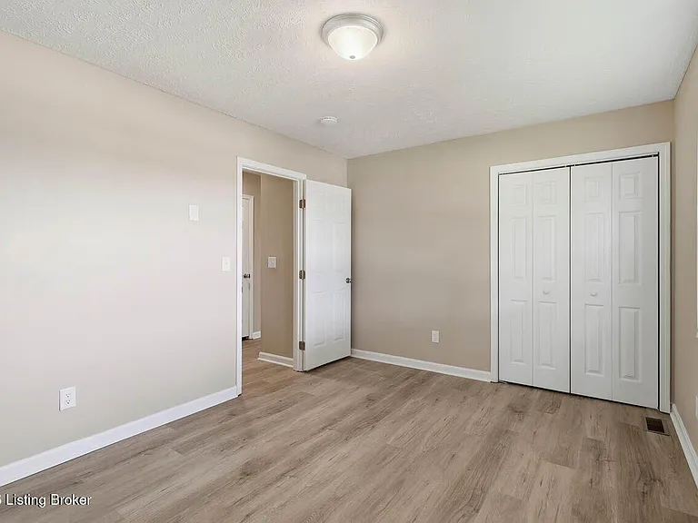 111 Evergreen Ct — Photo 21