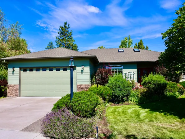 217 SE Soft Tail Dr, Bend, OR 97702