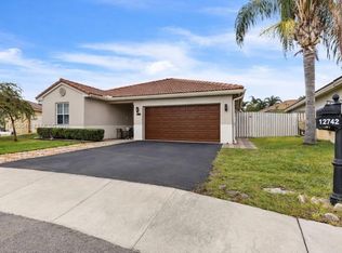 Savannah Plat 3, Sunrise, FL 33323