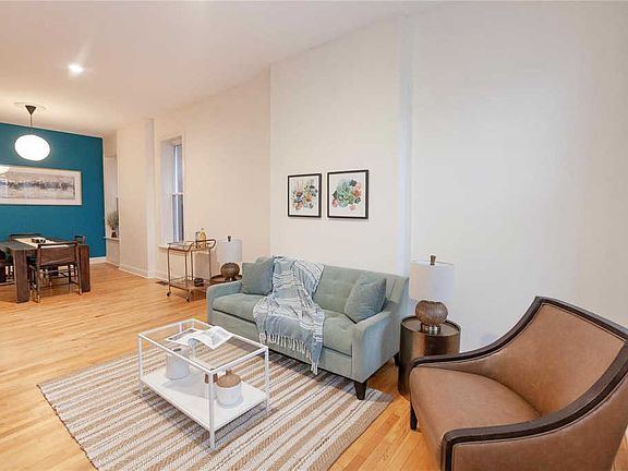5th image of 1208 Mackay Pl