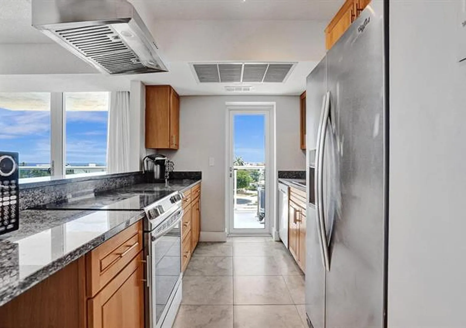 2715 N Ocean Blvd cu-6C, Fort Lauderdale, FL 33308 — Photo 1