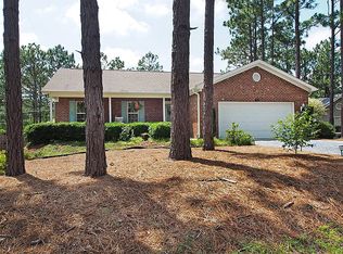 400 Sandhills Cir, Pinehurst, NC 28374