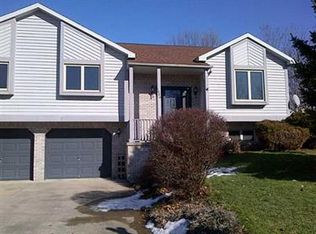 1006 Chinaberry Ct, Harrison City, PA