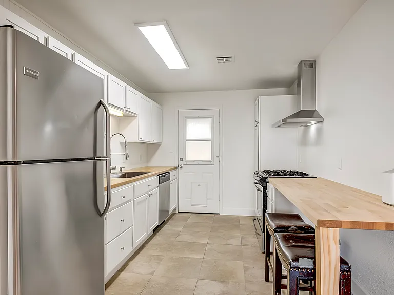 Kitchen -new appliances
