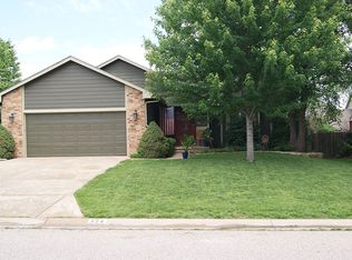 324 E Catalpa St, Derby, KS 67037