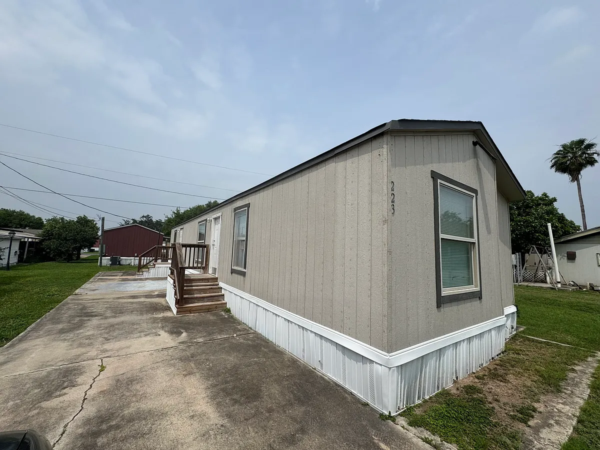Building Photo - 3707 E US Business #83-223