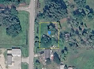 1070 Red Barn Rd, Moore Haven, FL 33471